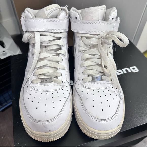 WOMENS AIR FORCE 1 MID - Picture 4 of 5